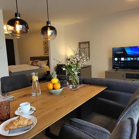 Obermain Living Apartmán *