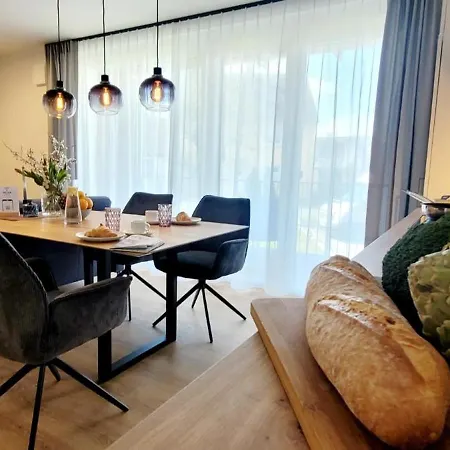 Lejlighed Obermain Living *